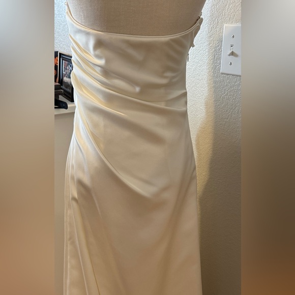 Jessica McClintock Wedding dress size 6 - Picture 5 of 10